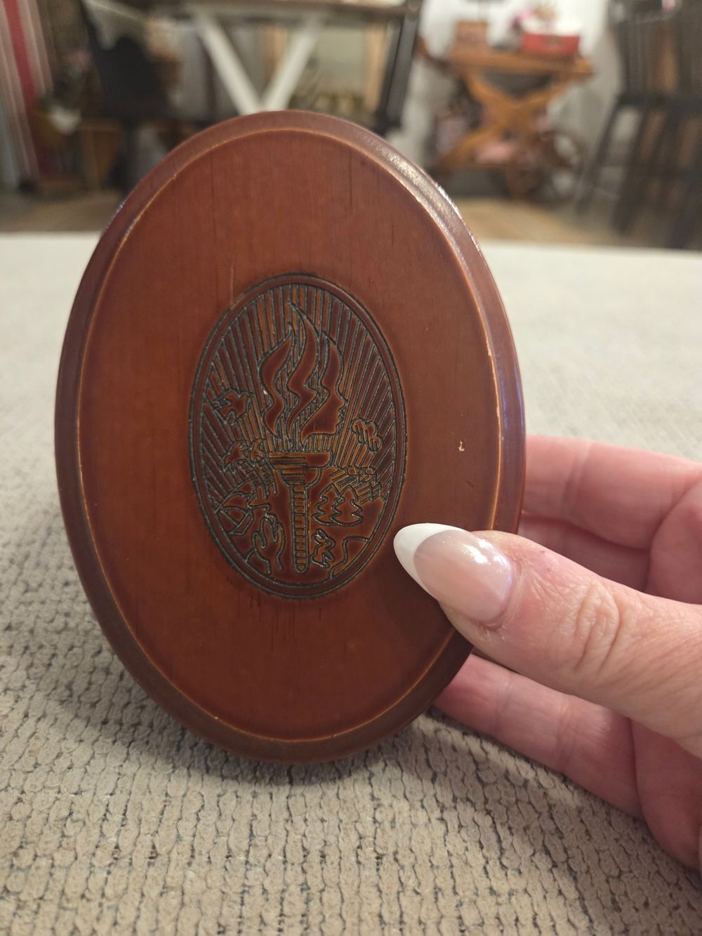 Classic Oval Wood Compact Jewelry box- Brown